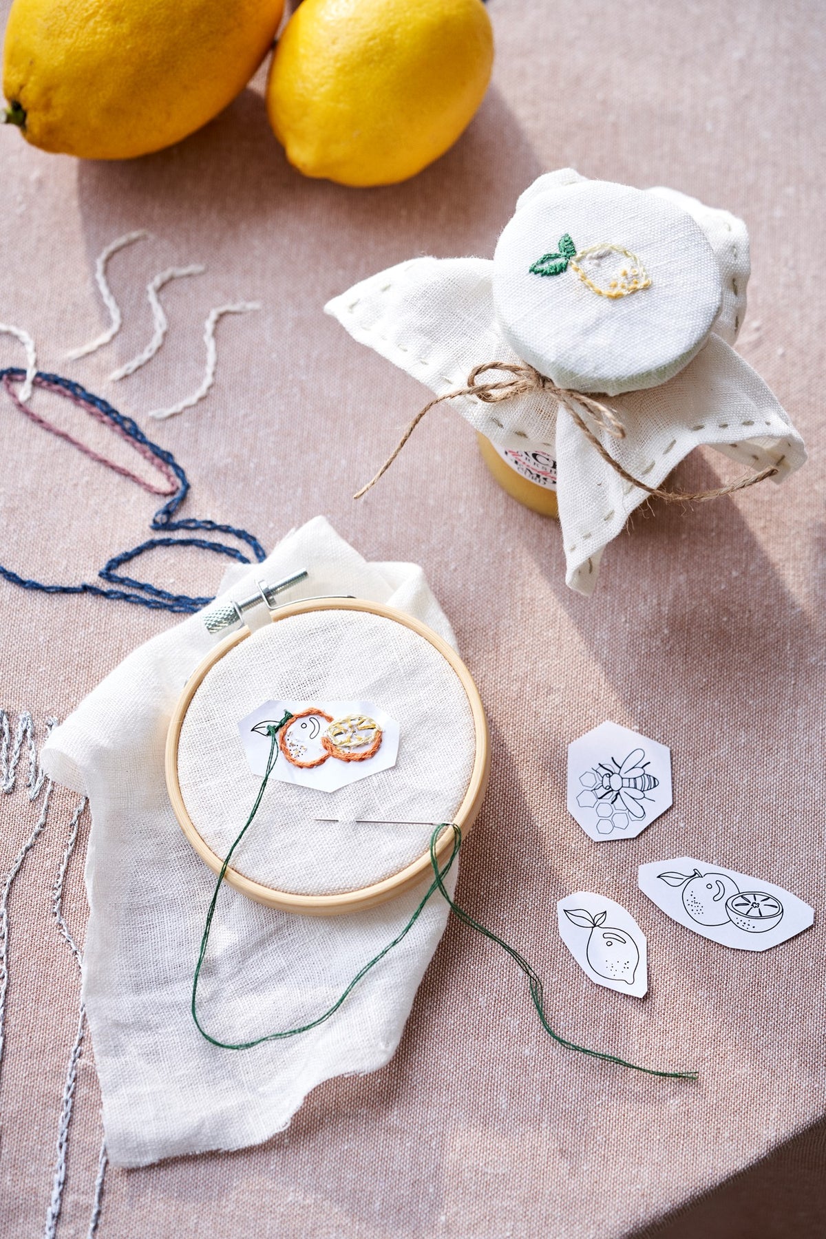 Embroidery frame