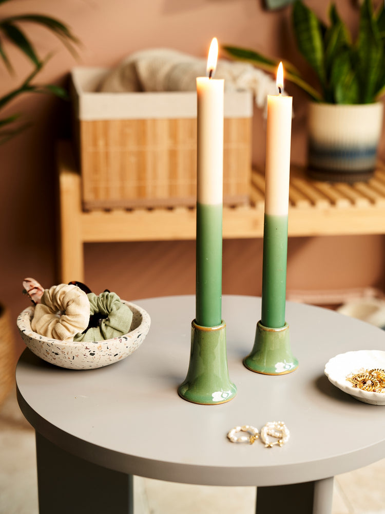 Candle holder