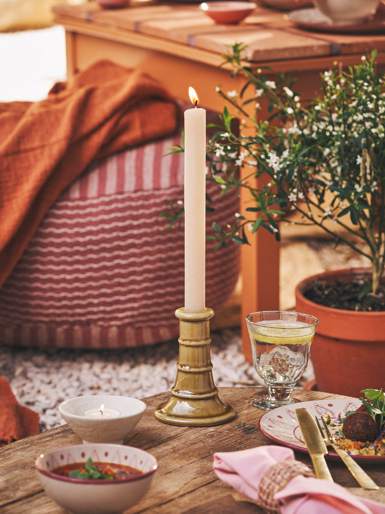 Candle holder