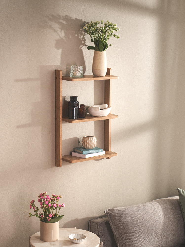 Wall shelf