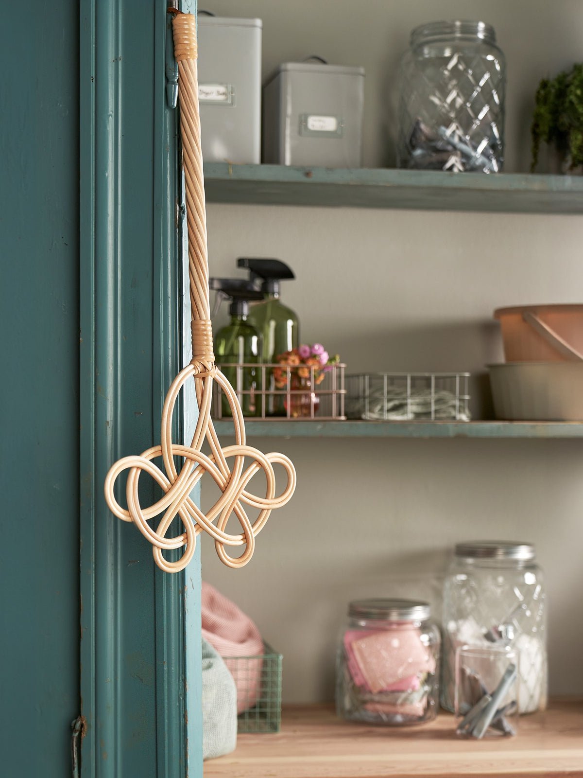 Carpet beater