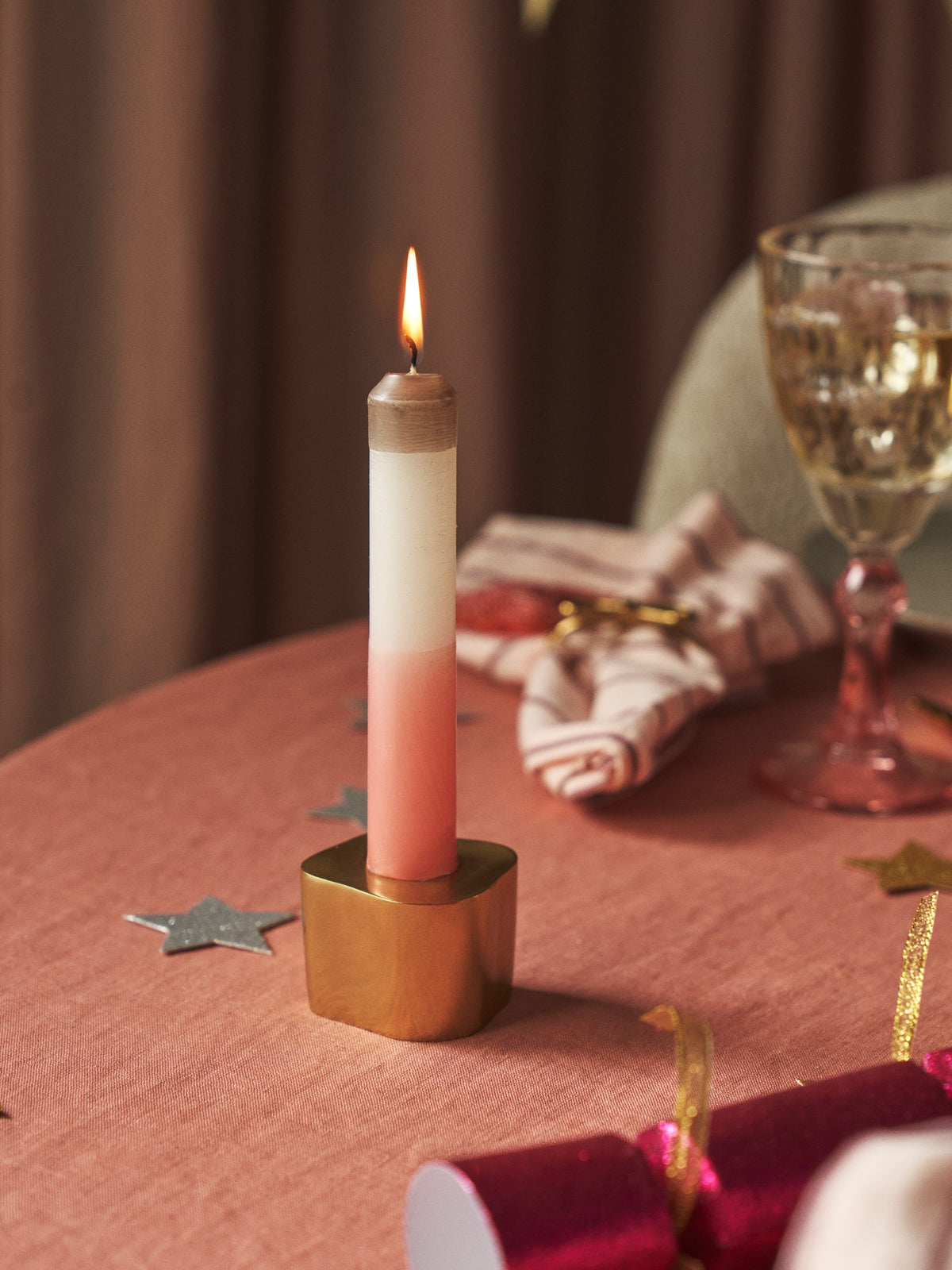 Candle holder