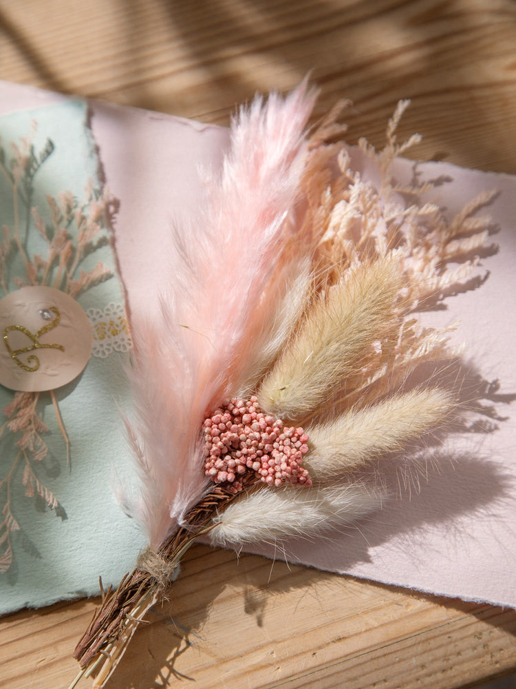 Dried flowers for DIY