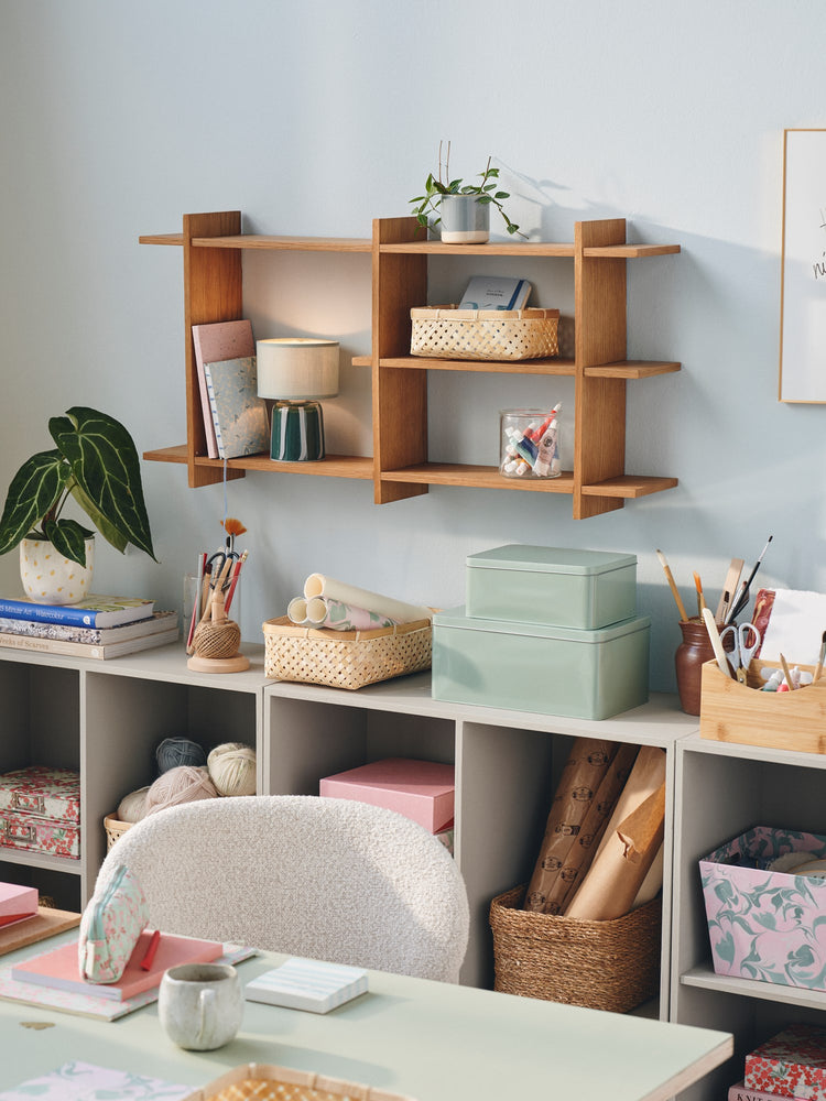 Wall rack