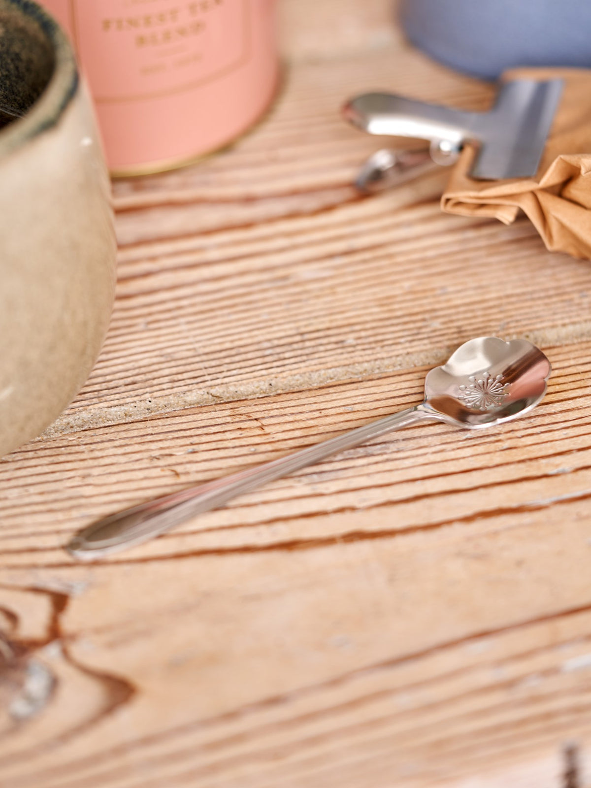 Flower spoon