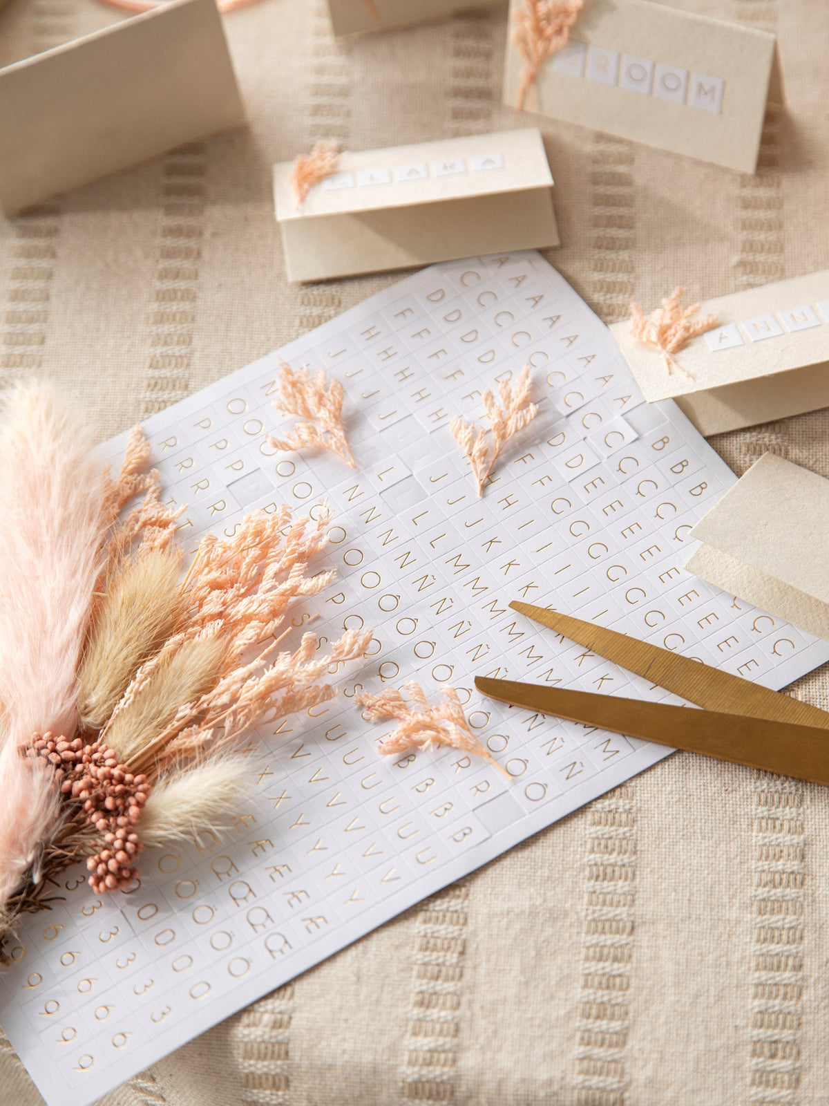 Dried flowers for DIY