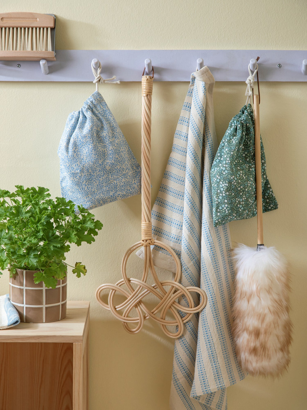 Carpet beater
