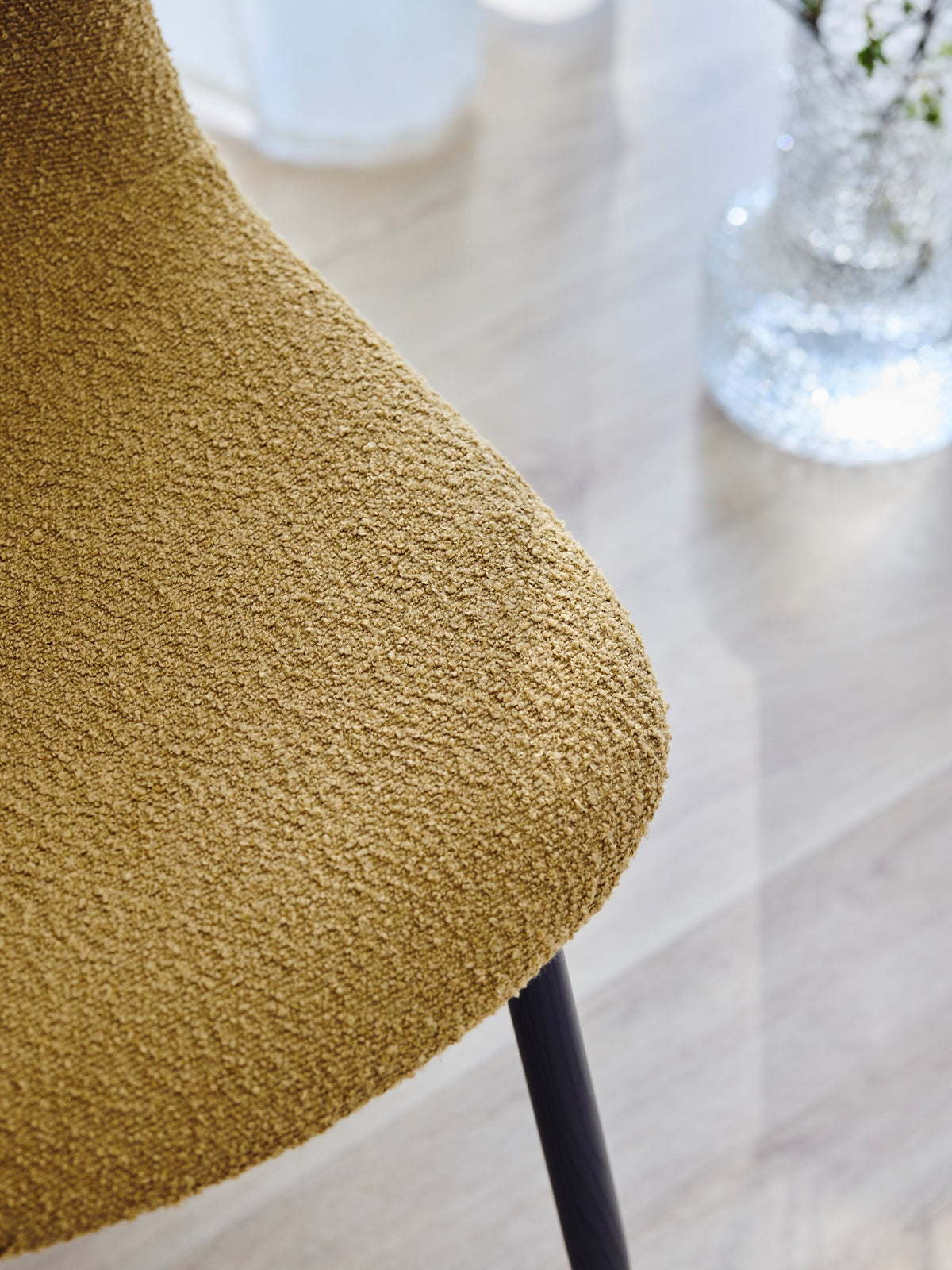 CLARA Bouclé dining chair