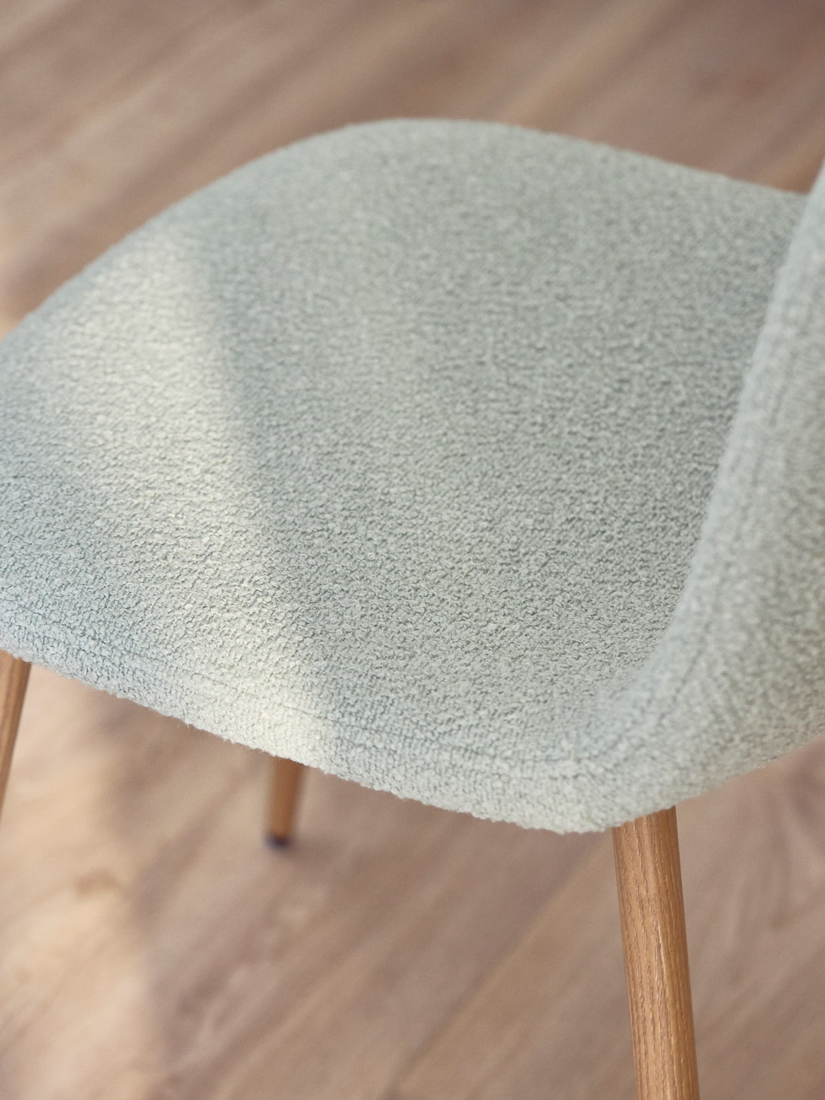 CLARA Bouclé dining chair
