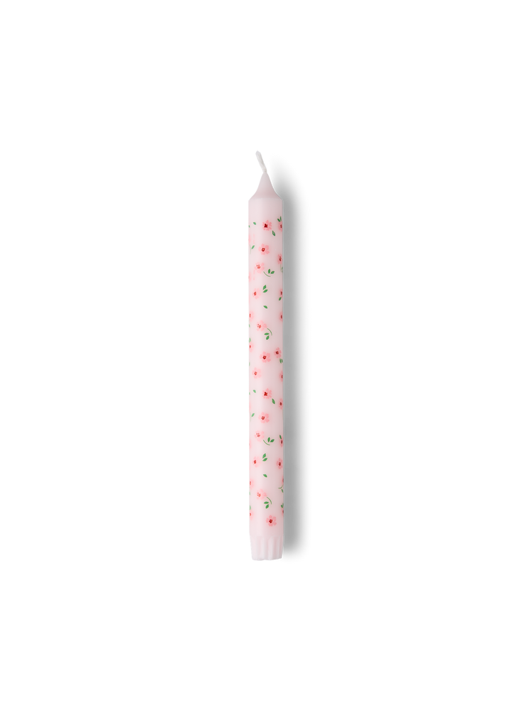 Candle with design