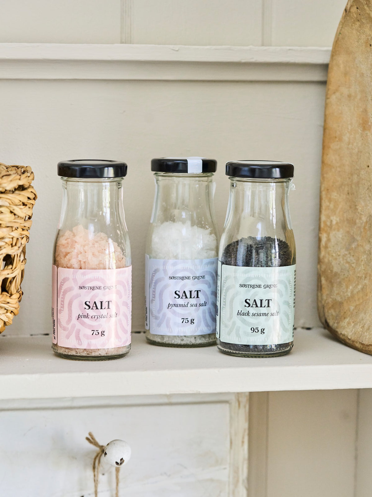 Black sesame sea salt