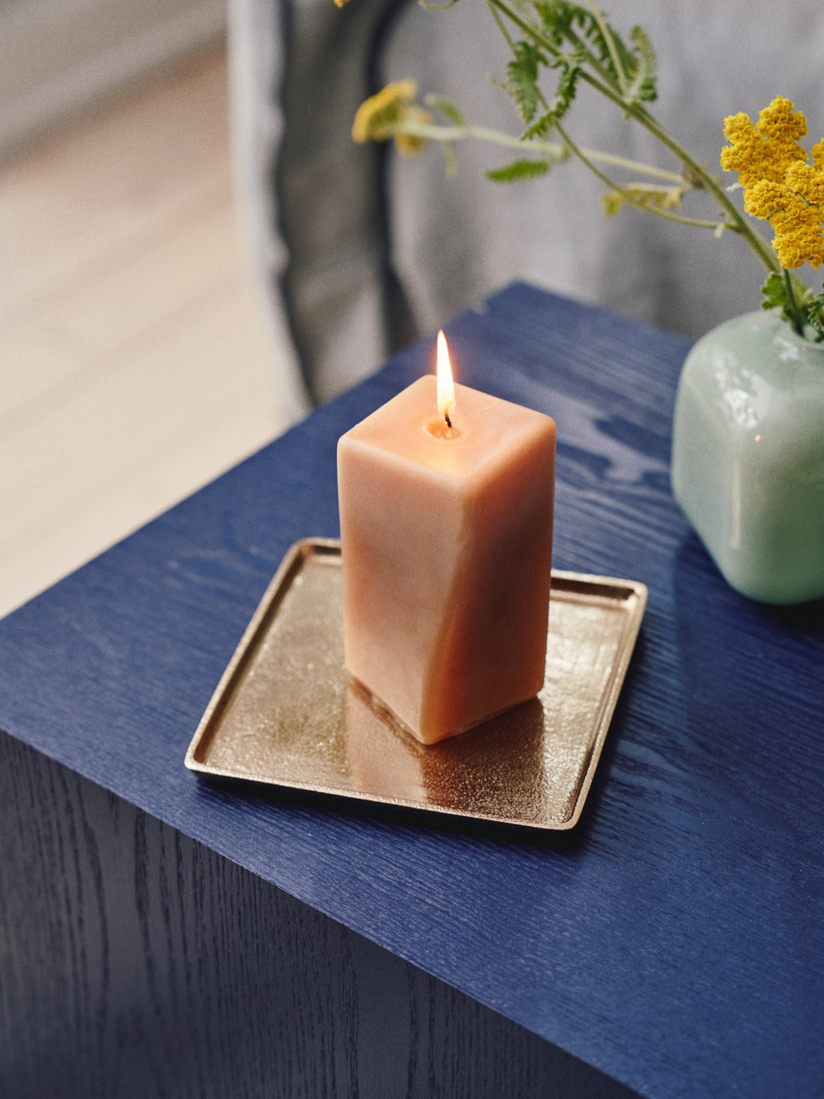 Candle plate