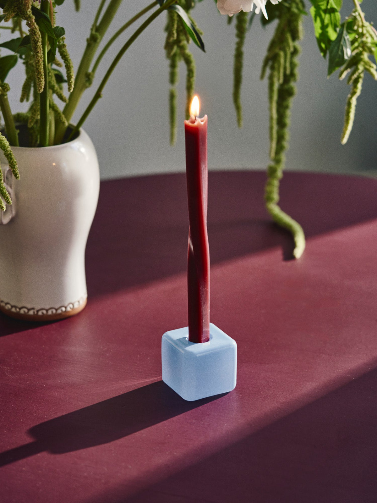 Candle holder