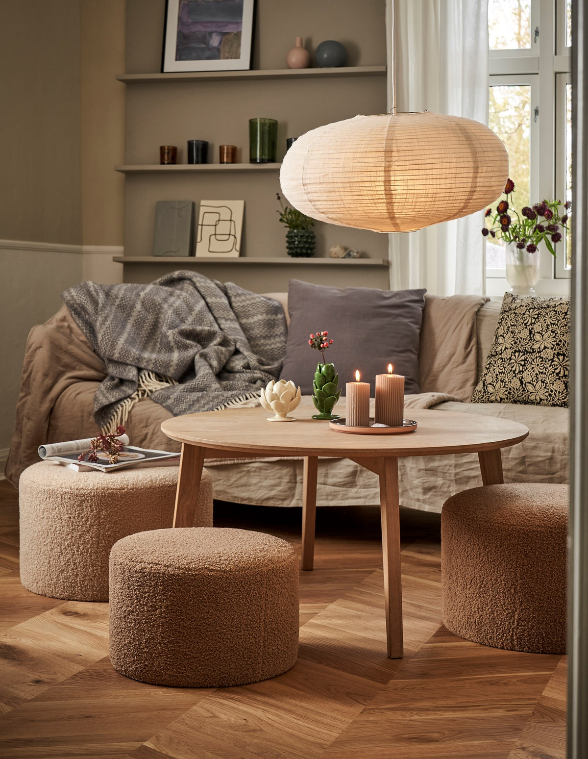 Pouffe with teddy fabric