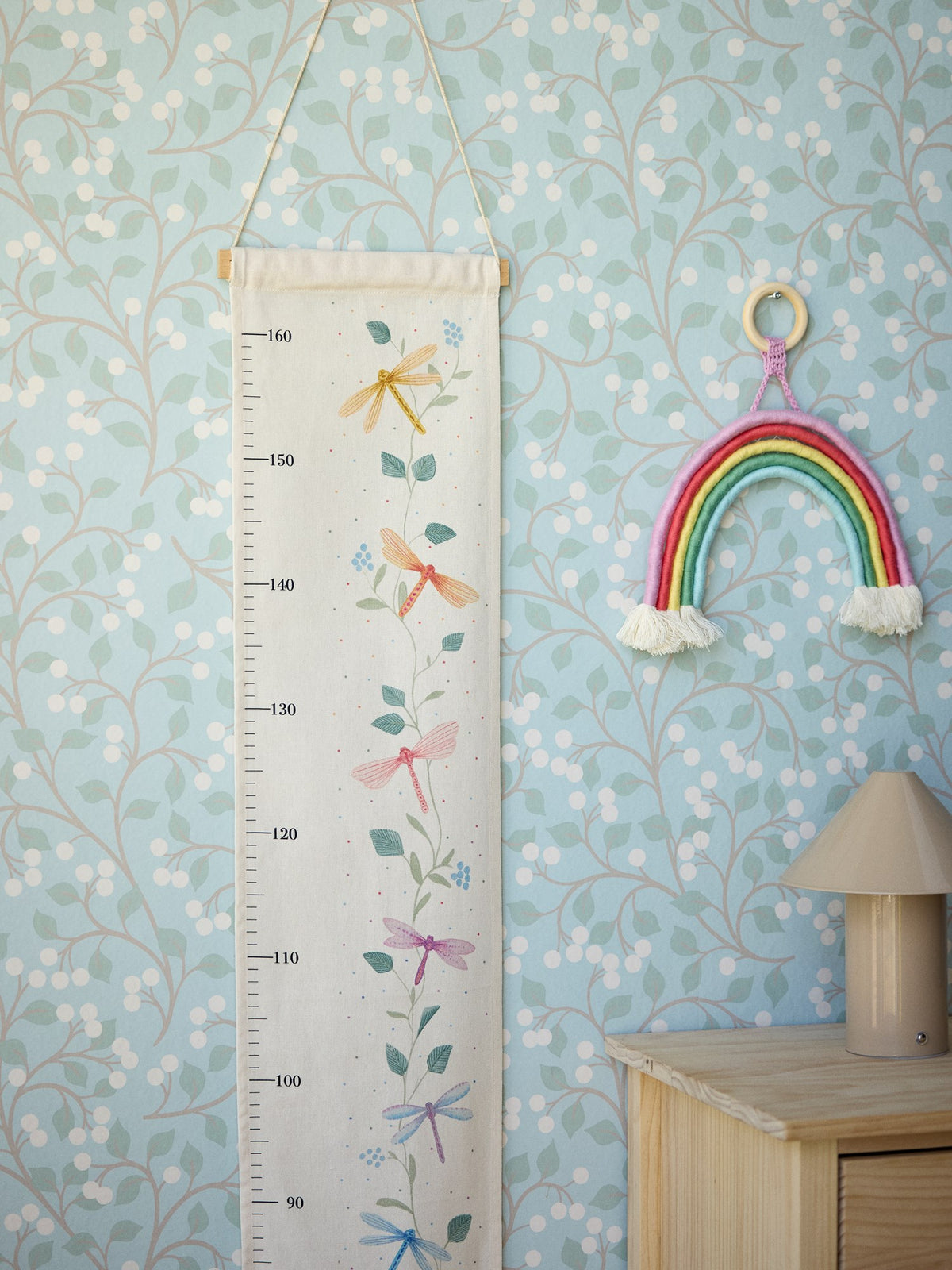 Height ruler for wall