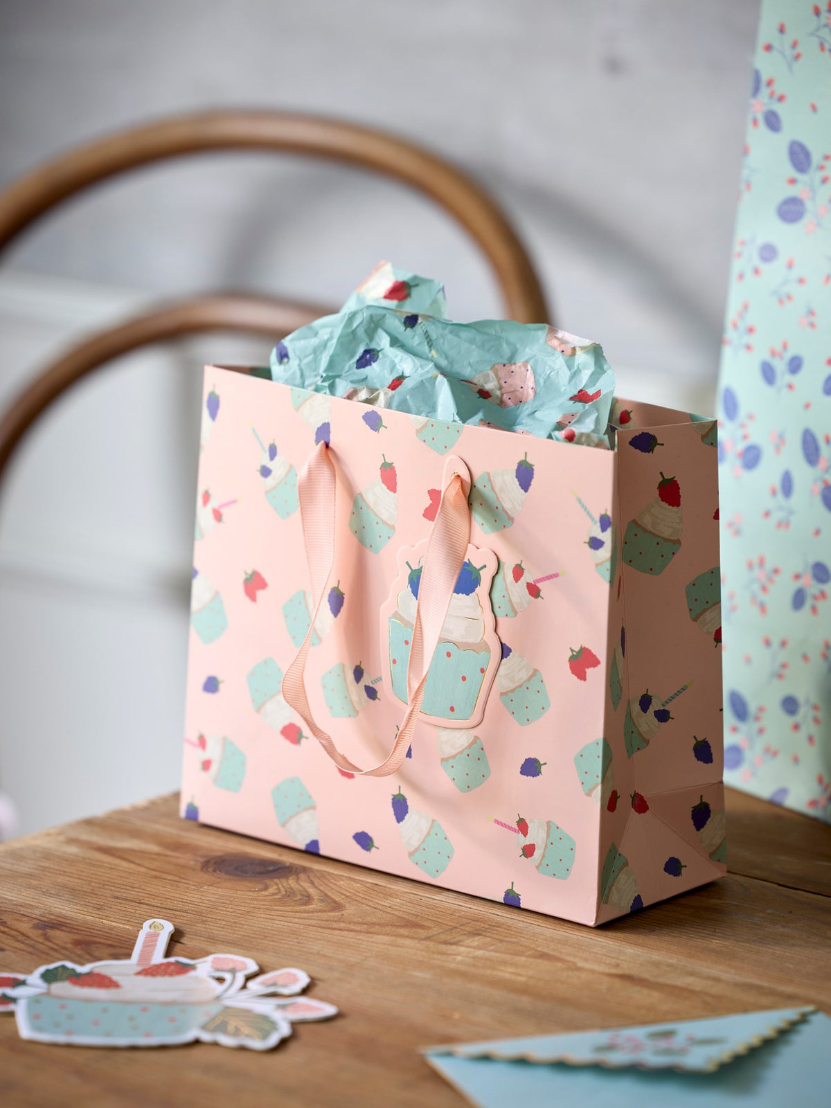 Gift bag with tag