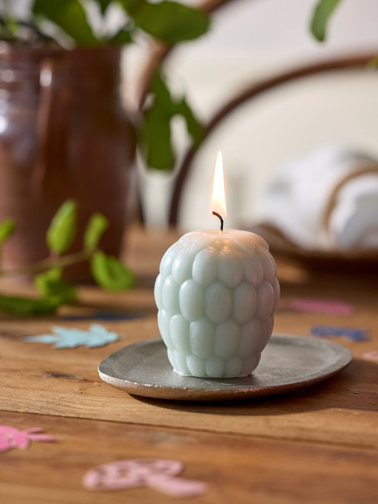 Pillar candle raspberry