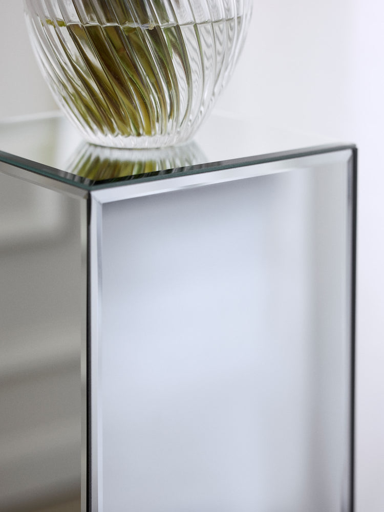 Pedestal