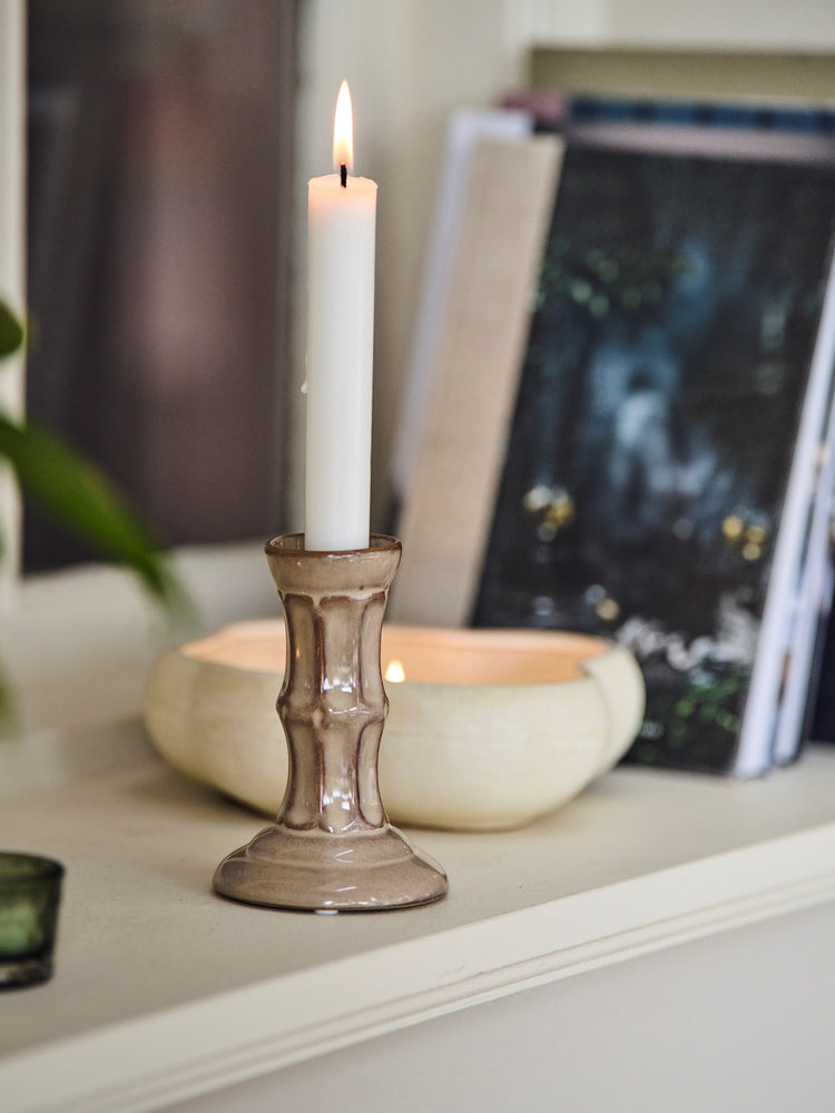 Candle holder