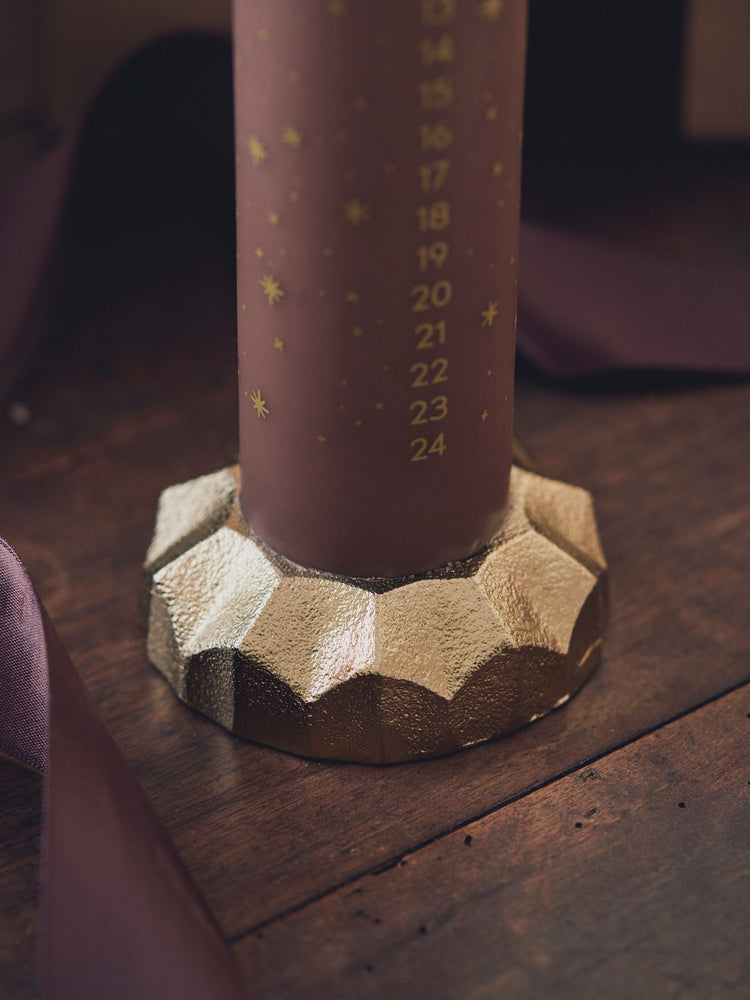 Advent pillar candle holder