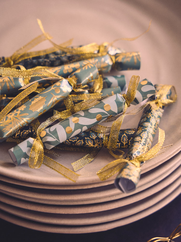 Box of Christmas crackers