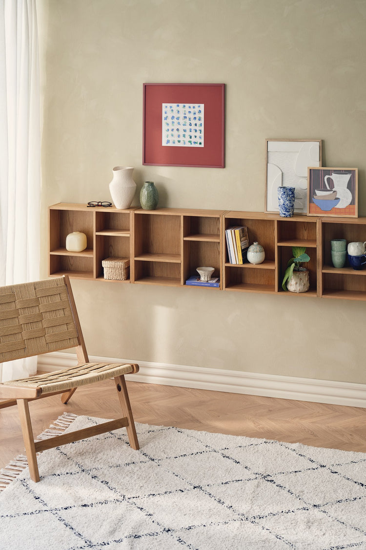 Wall shelf