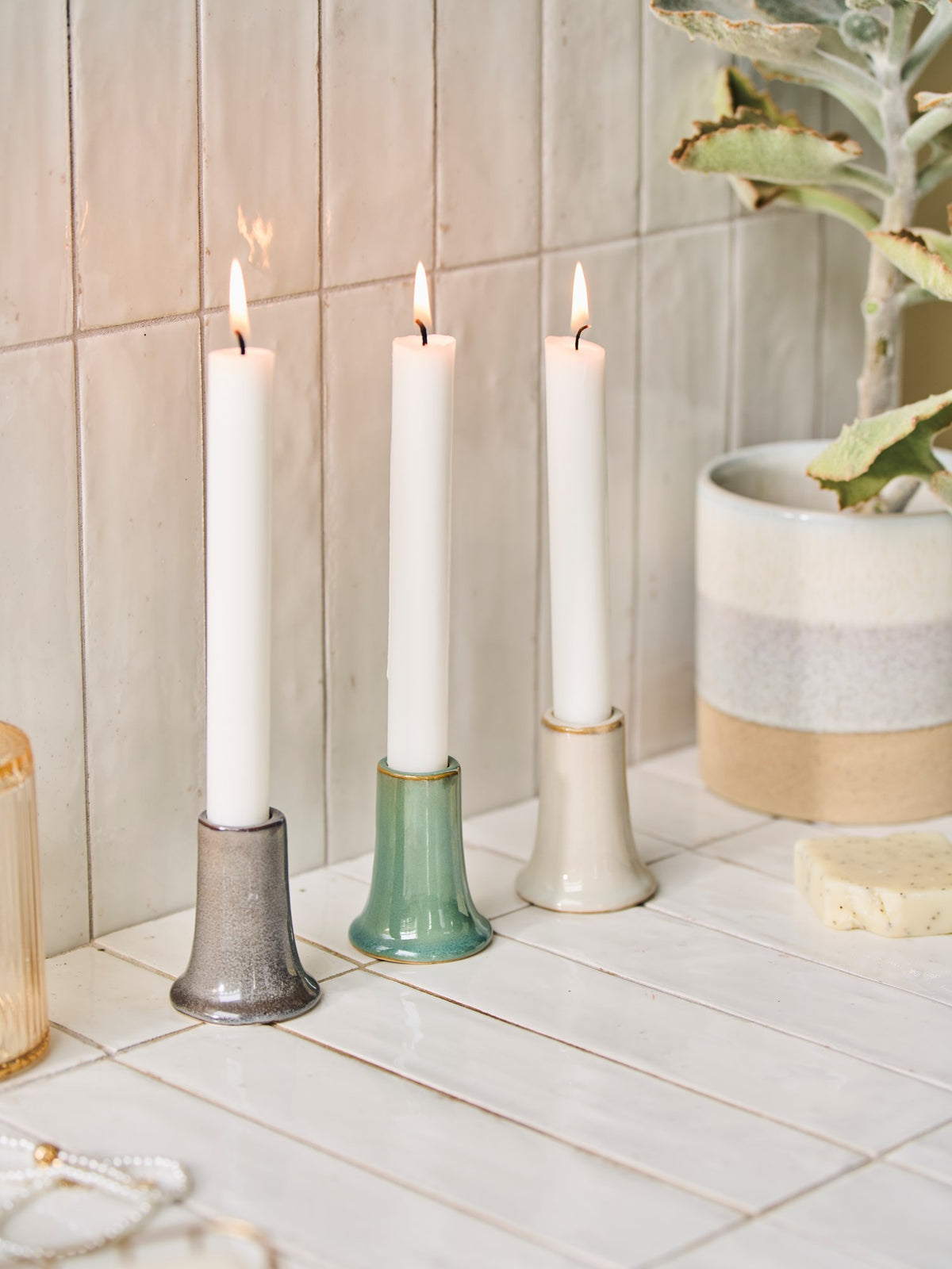 Candle holder