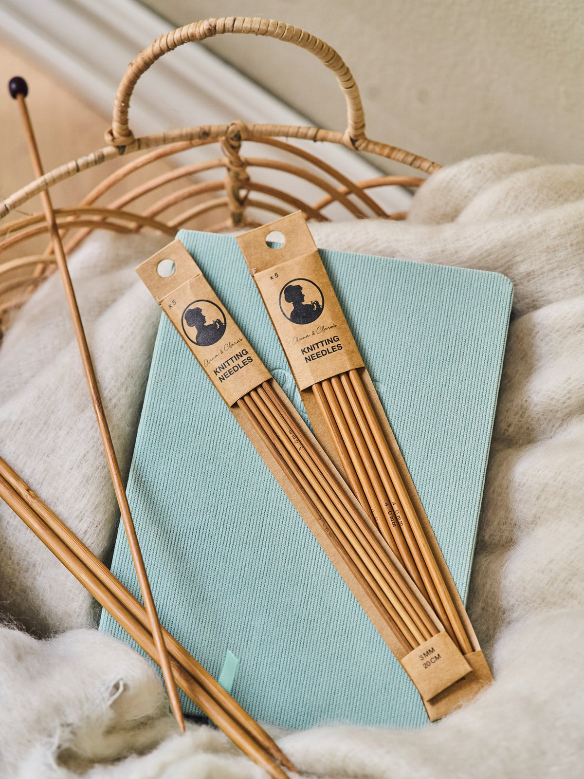 Double pointed needles 3 mm