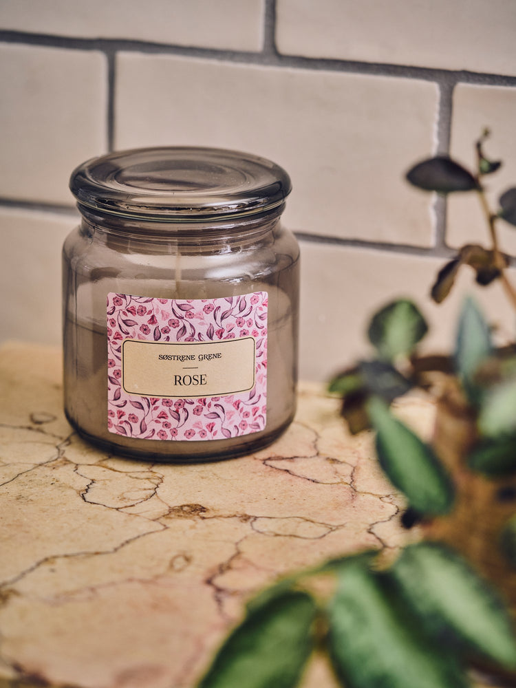 Scented candle Rose