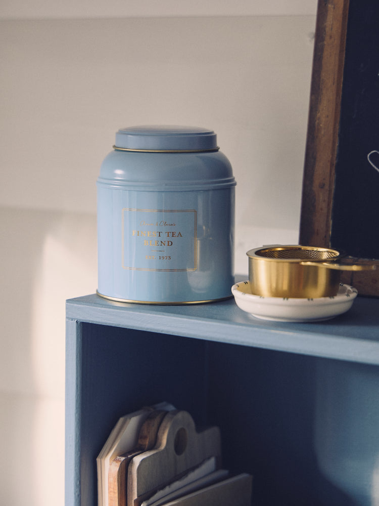 Tea caddy