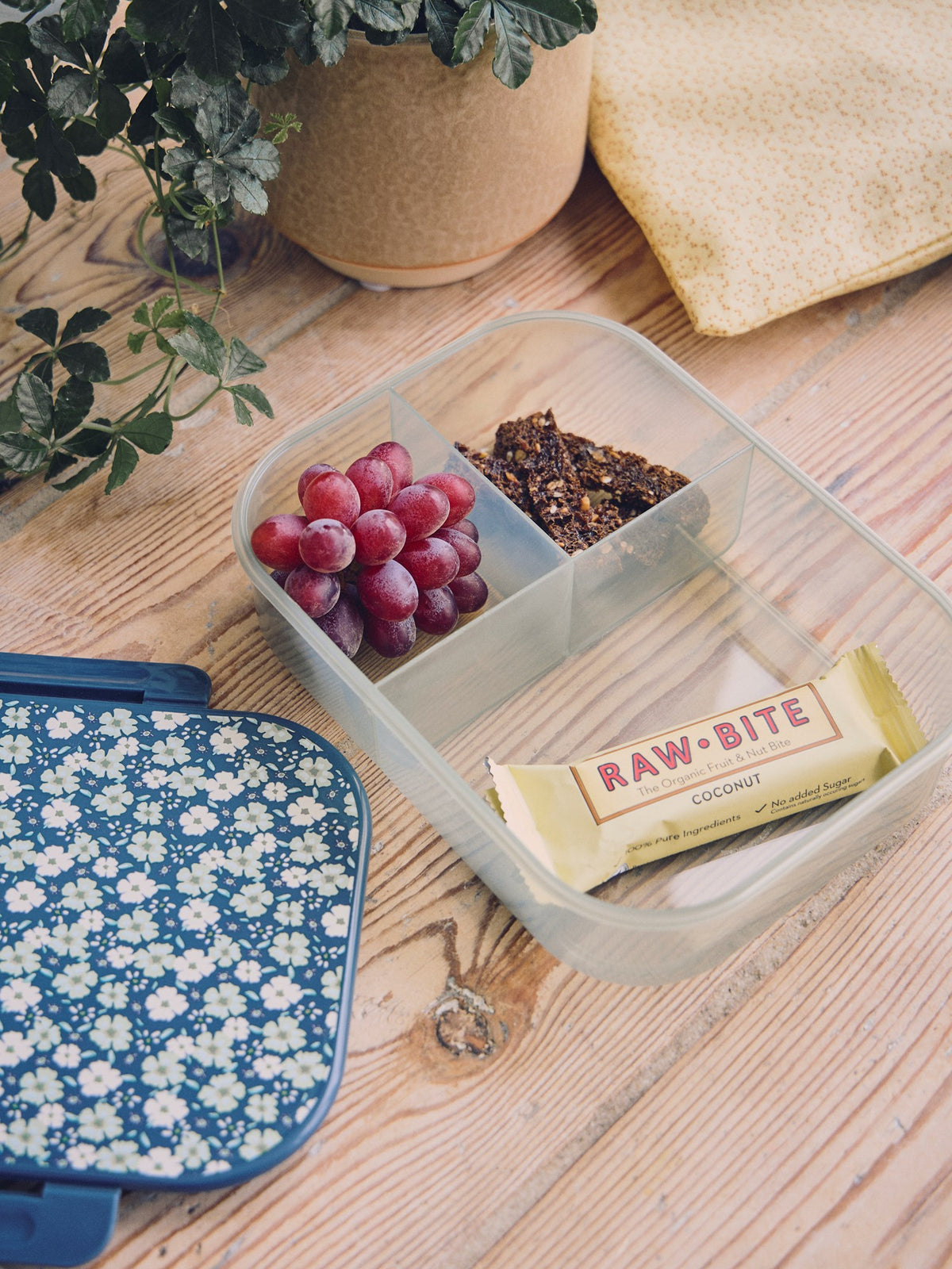 Lunch box floral