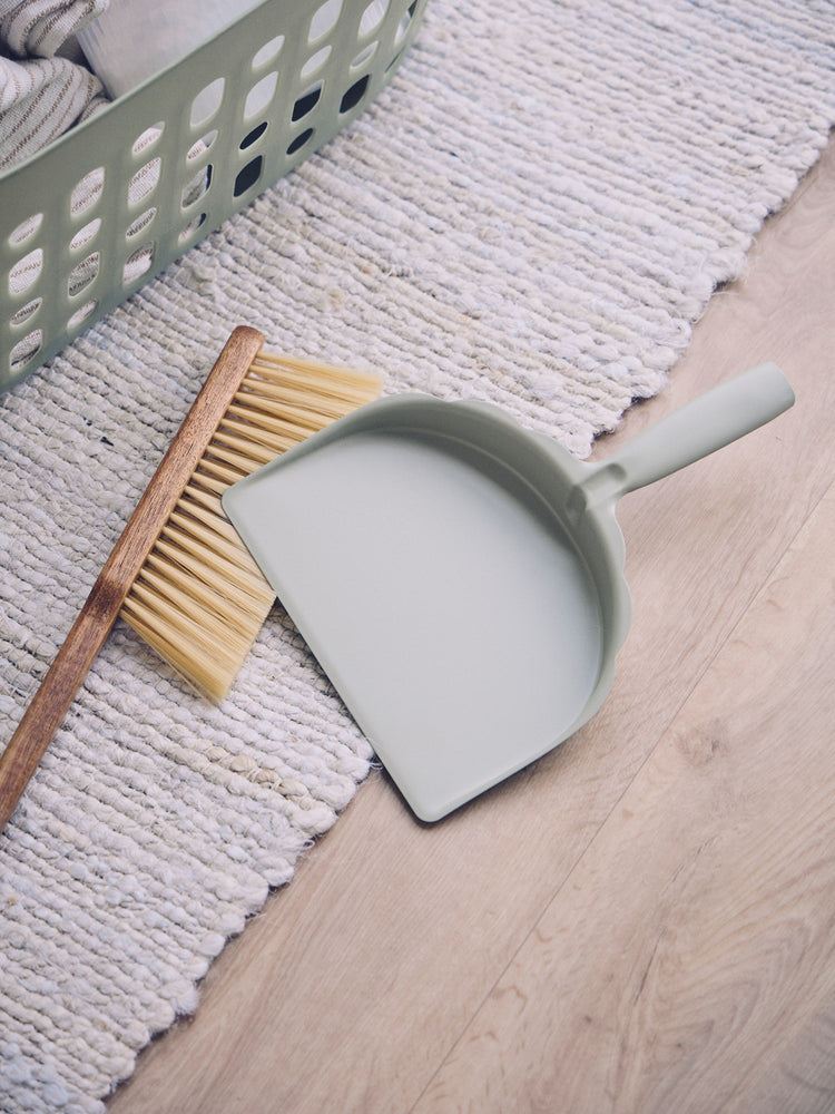 Dustpan