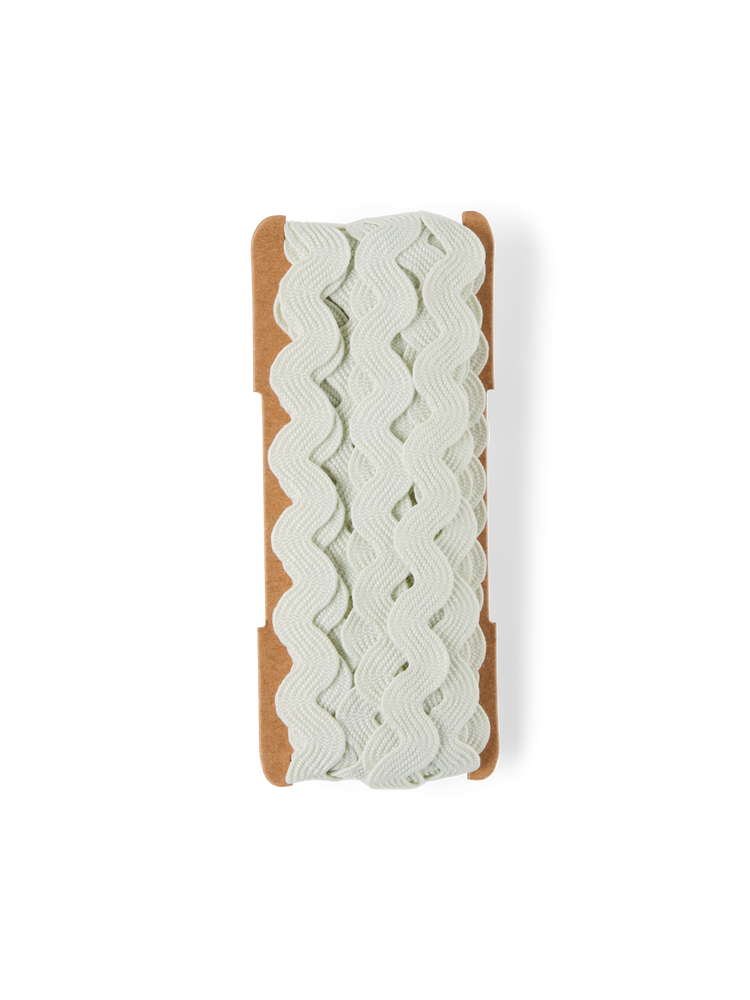 Wavy ribbon