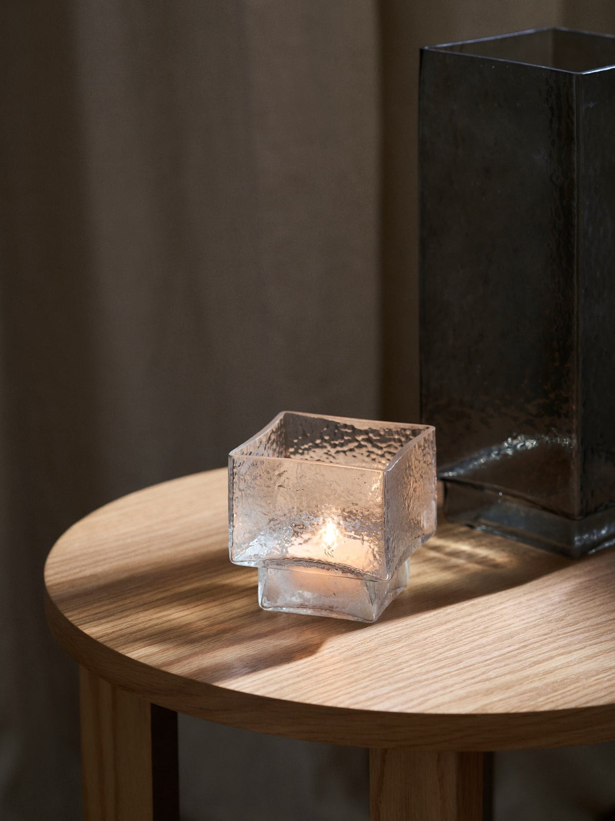 Tealight holder