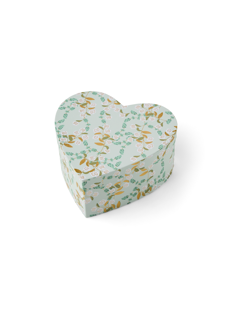 Heart-shaped gift box