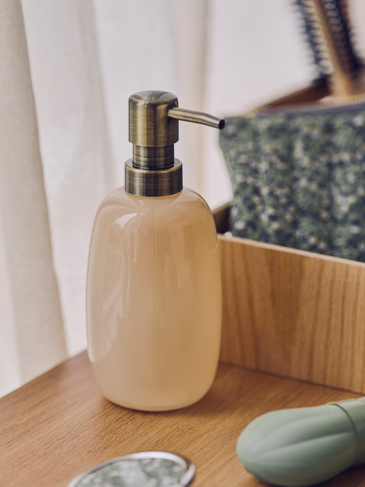 Soap dispenser