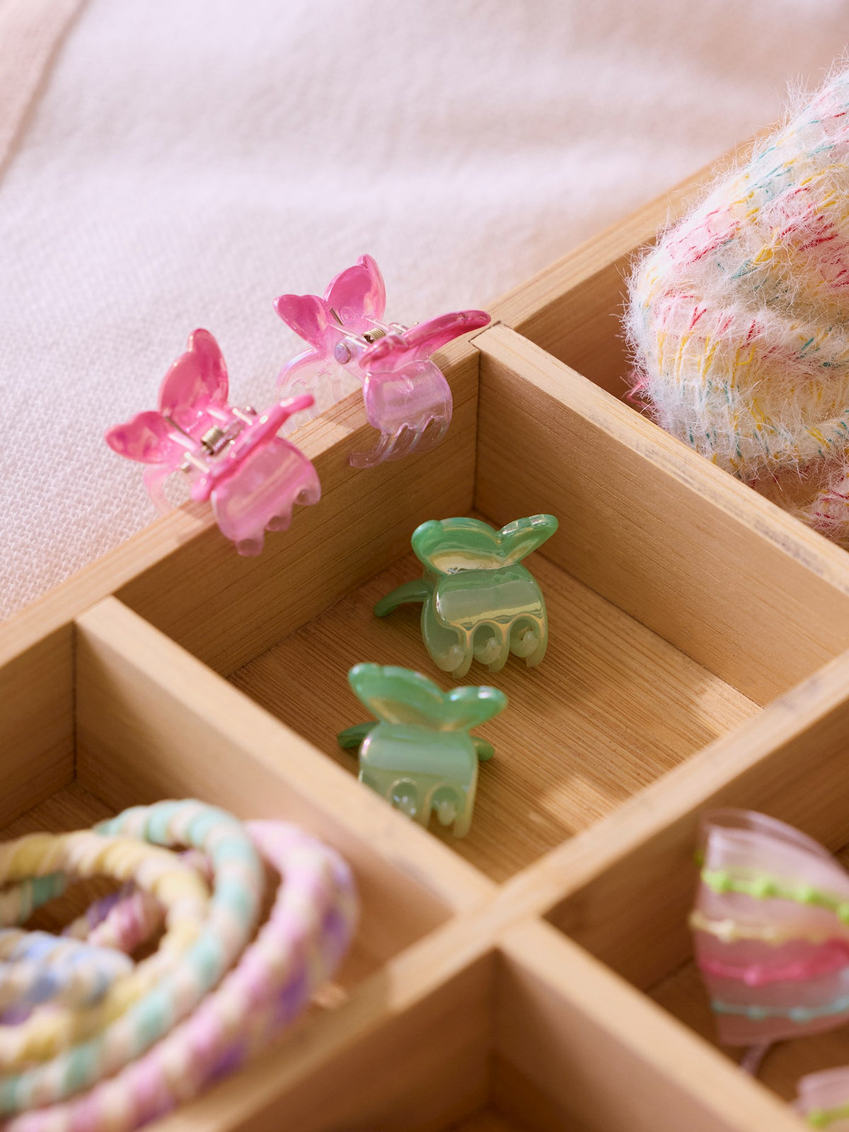 Mini butterfly hair clips
