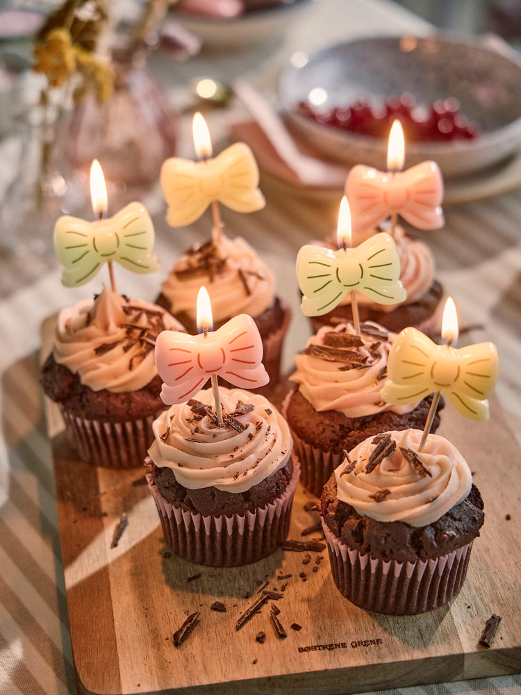 Cake candles