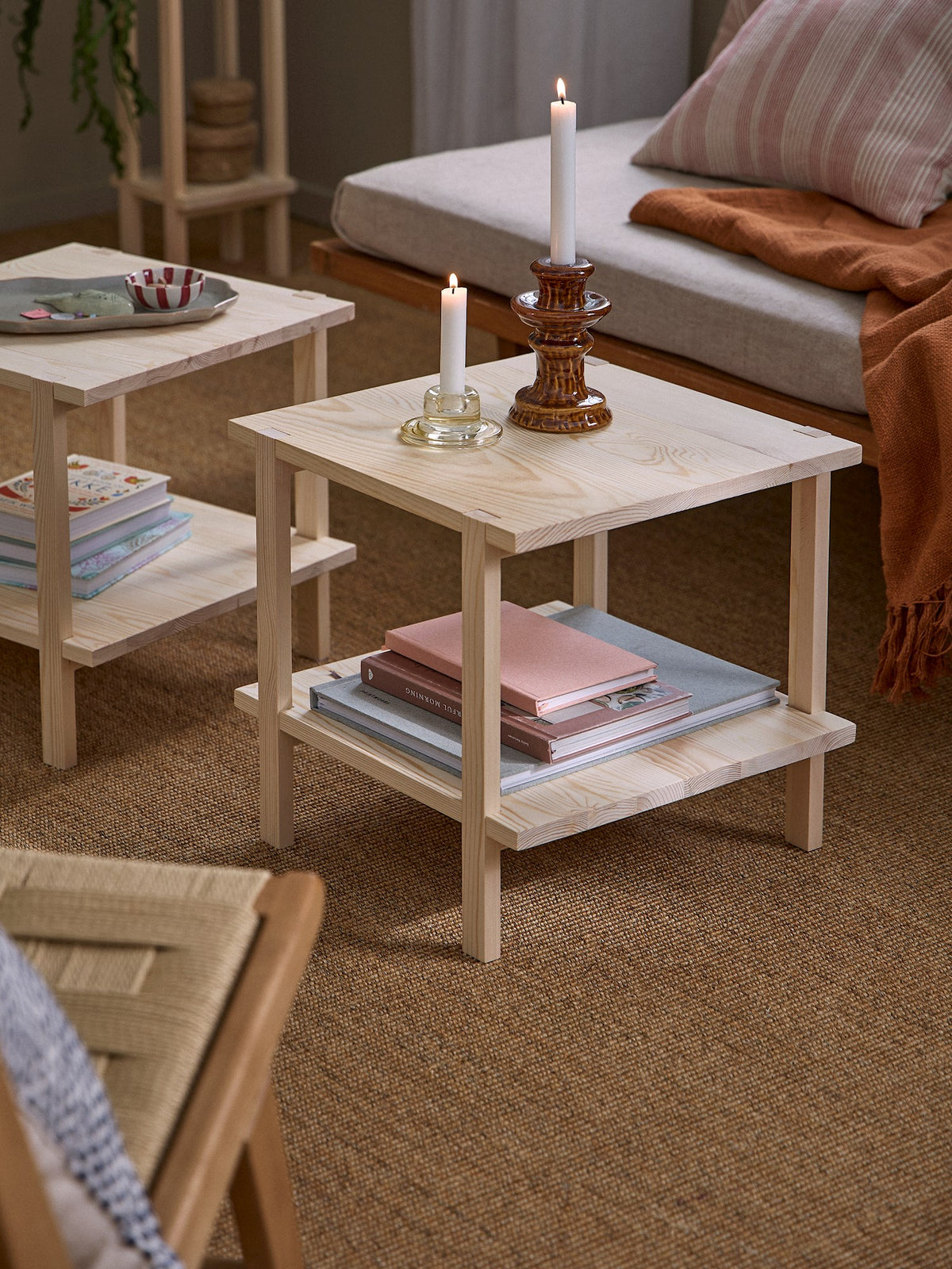 Square pinewood coffee table