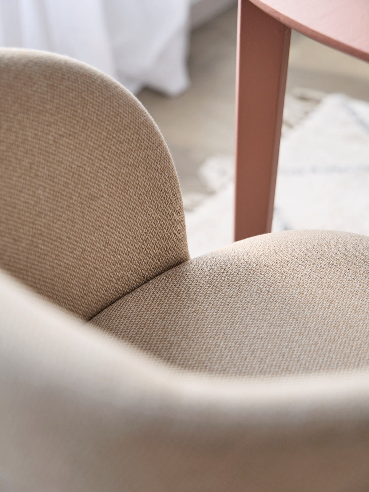 ANNA Dining chair with arm rests