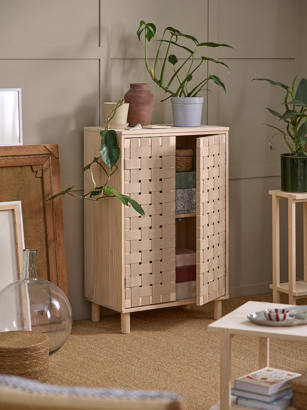 Cabinet with woven design