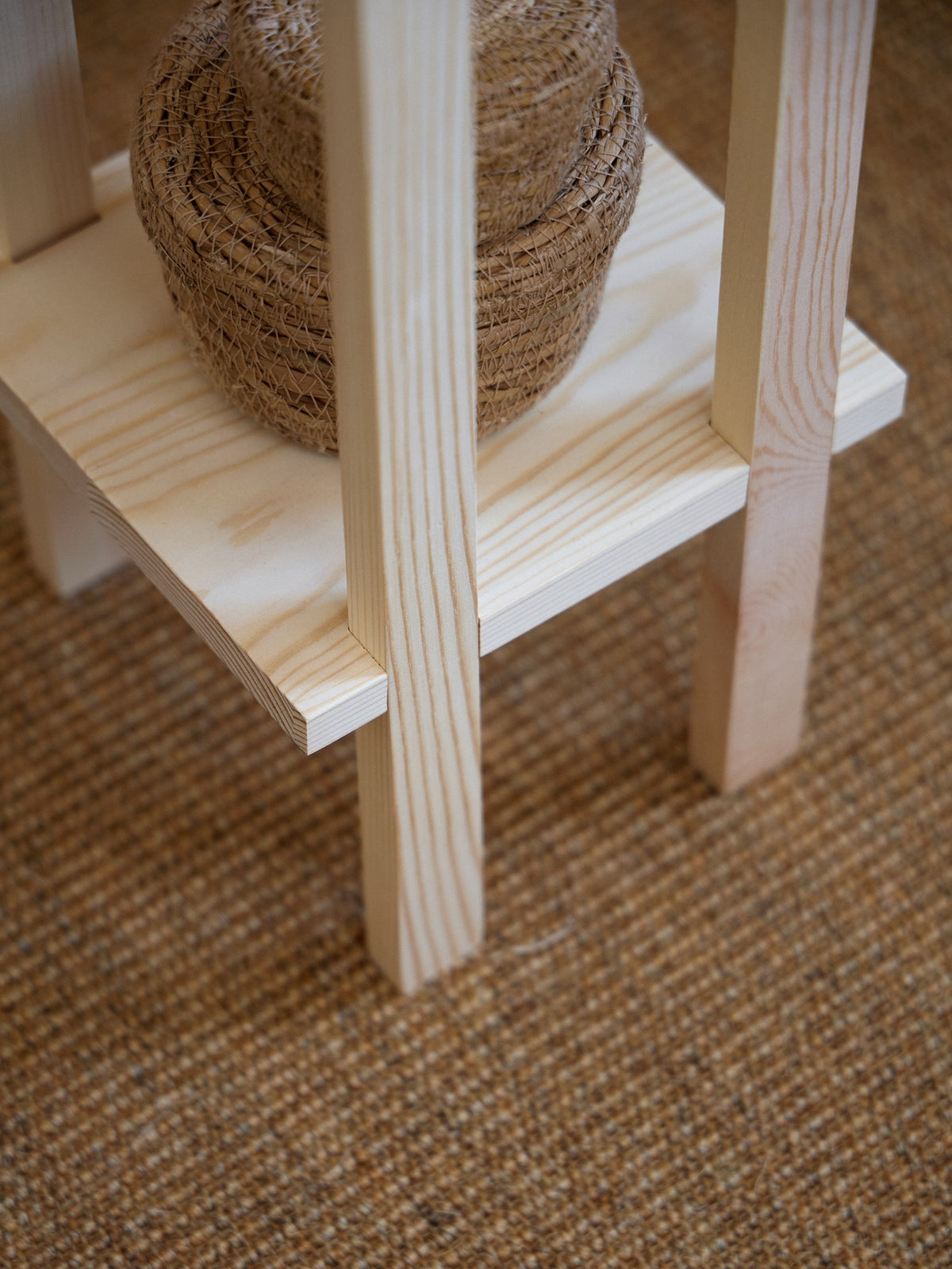 Pine plant stand