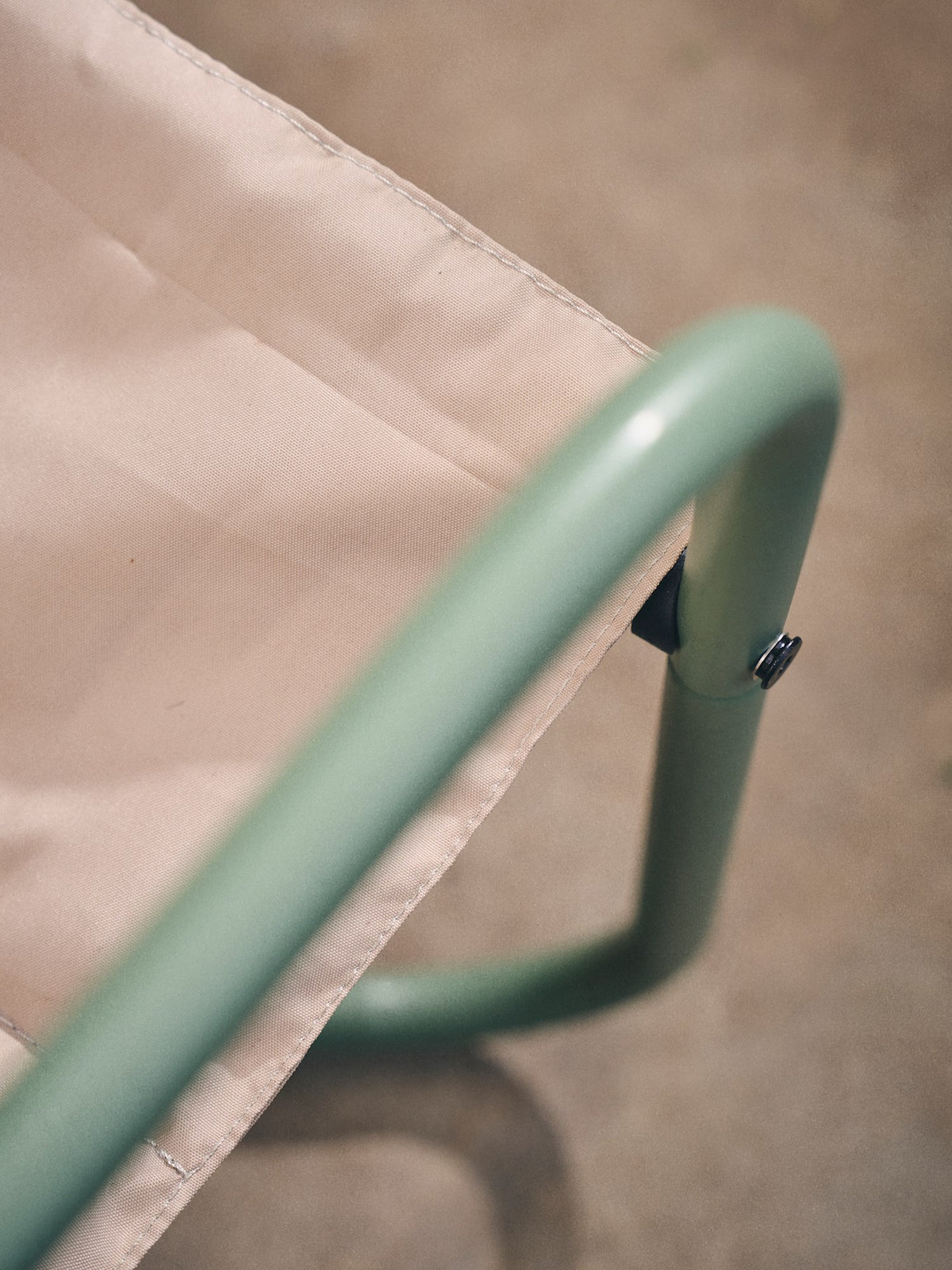 Lounge chair