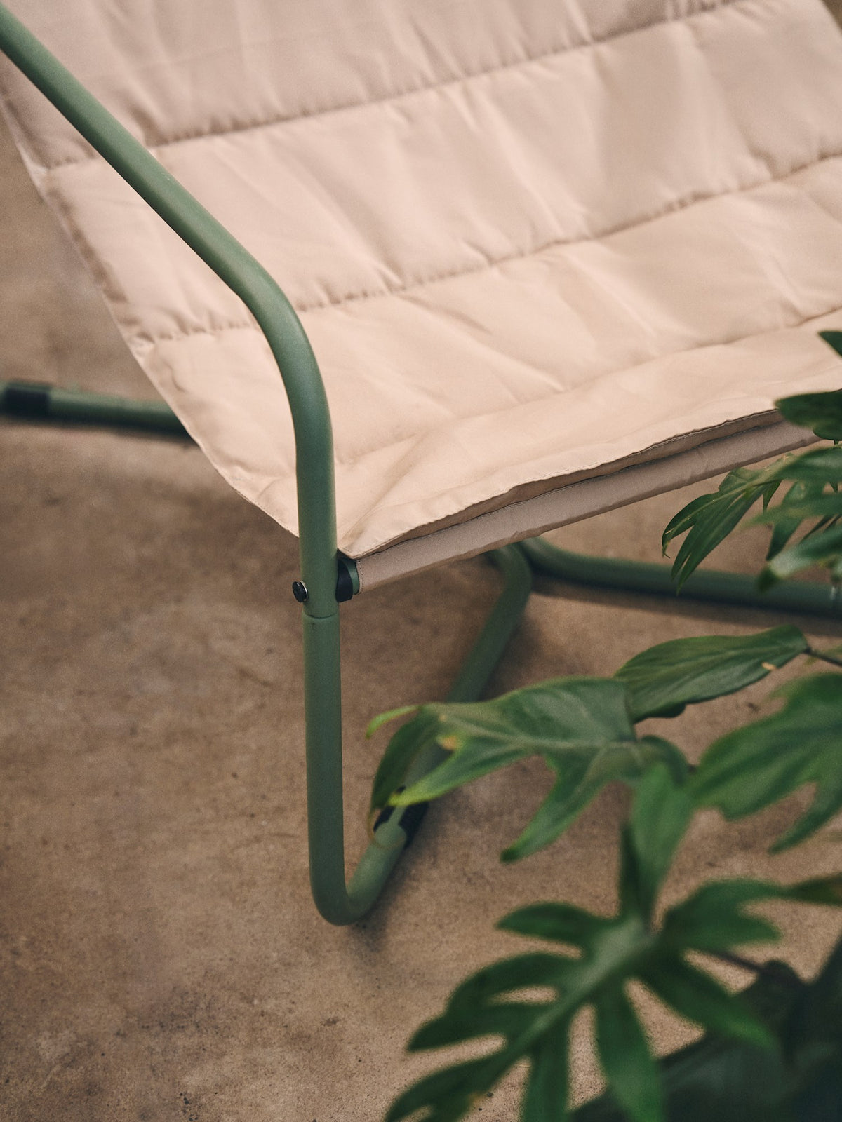 Lounge chair