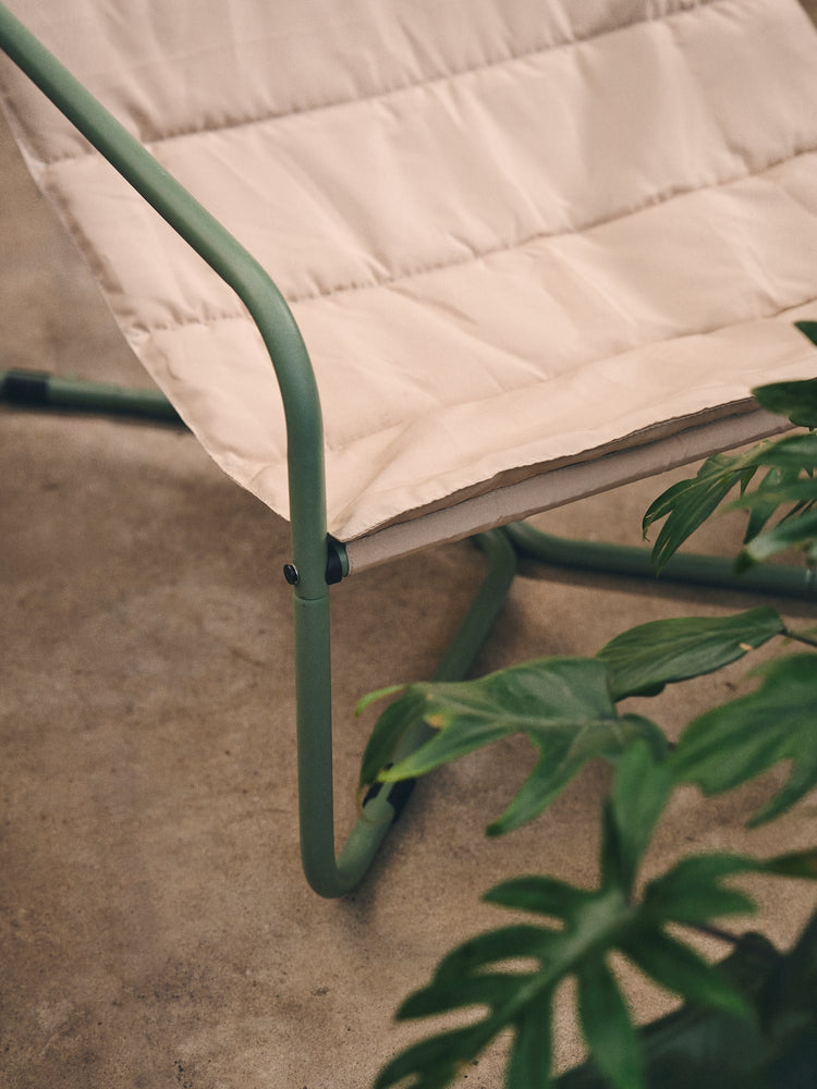Lounge chair