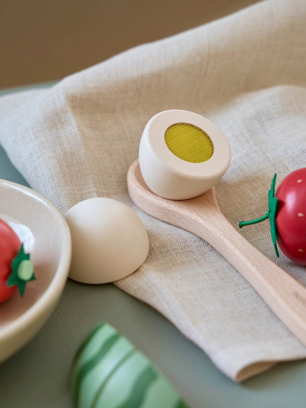 Wooden toy egg