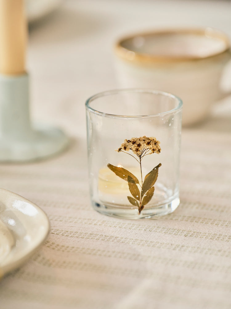 Tealight holder