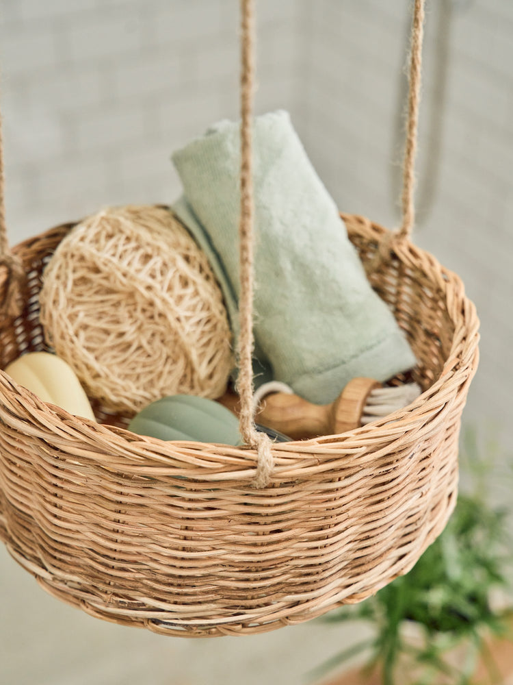 Hanging basket