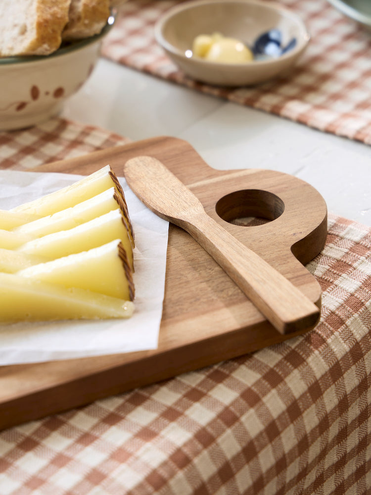 Butter knife