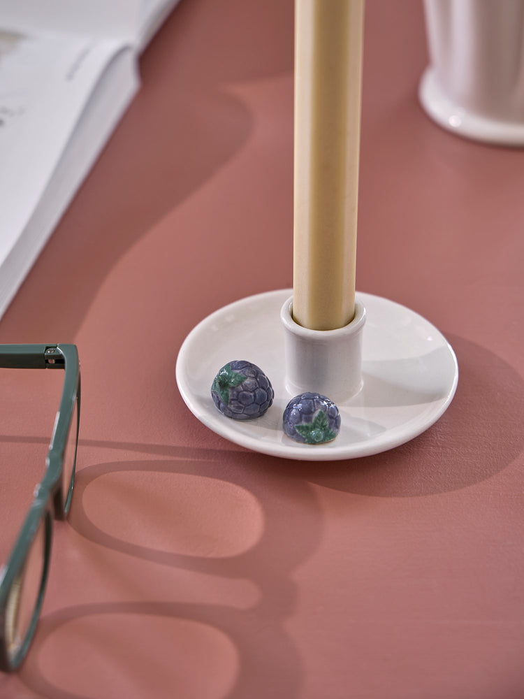 Candle holder